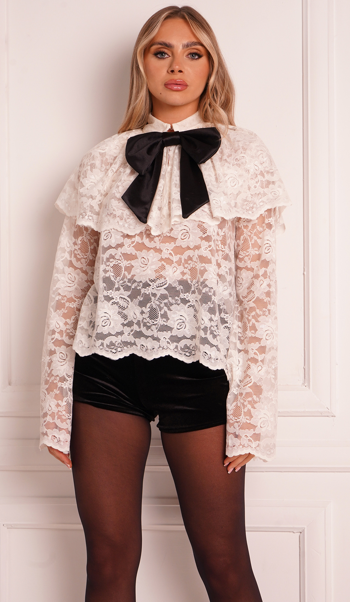 Lace Cape Shirt With Bow / Ivory
